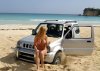 beach_girl_car_stuck_030.jpg